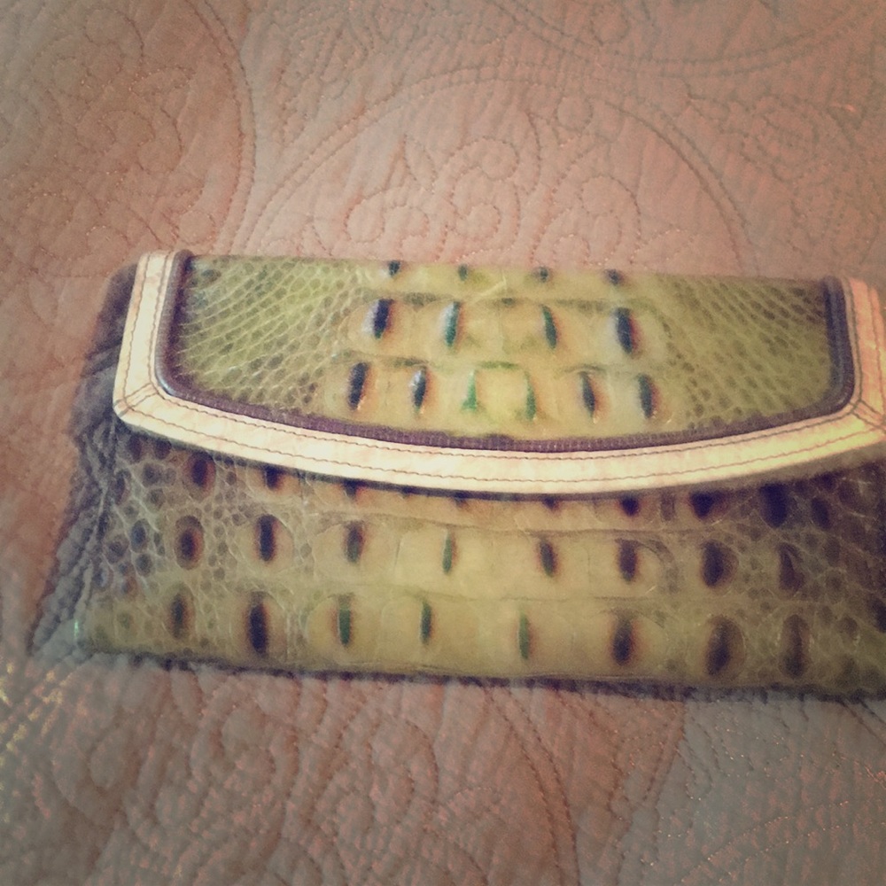 Brahmin Wallet